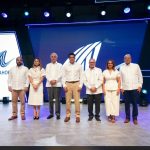El ministro David Collado distingue la trayectoria de Frank Rainieri en el turismo dominicano
